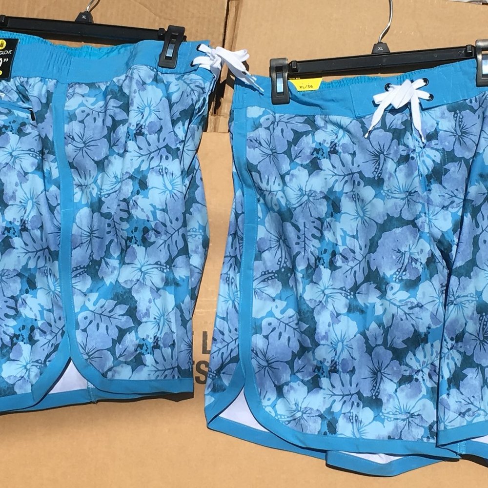 Body Glove Vapor Blue Floral 36 XL  Swim Shorts